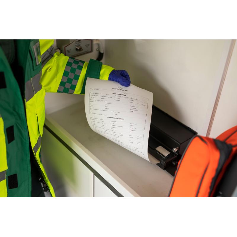 BROTHER&nbsp;PJ-883, mobil, Thermodirekt, DIN A4 Dokumentendrucker, 300dpi, BT5.2, WLAN